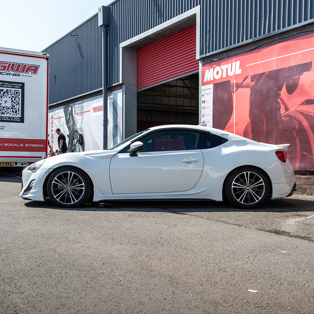 GT86-StockWheels-2.jpg